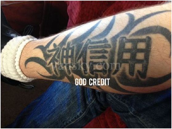 越南纹身师 鸡汤面纹身_纹身老外 中文纹身故事_外国女明星中文纹身